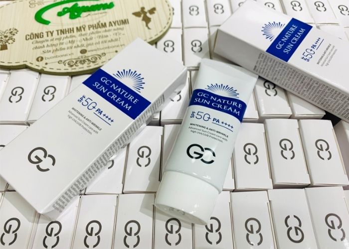GC Nature Sun Cream Skin Protect UV Sun Block SPF 50 PA+++ là một sản phẩm kem chống nắng cao cấp của Hàn Quốc.
